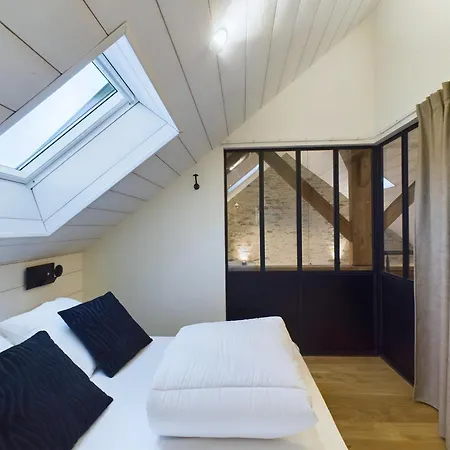 Jolie Maison Pour 6 - Jacuzzi - Proche De La
